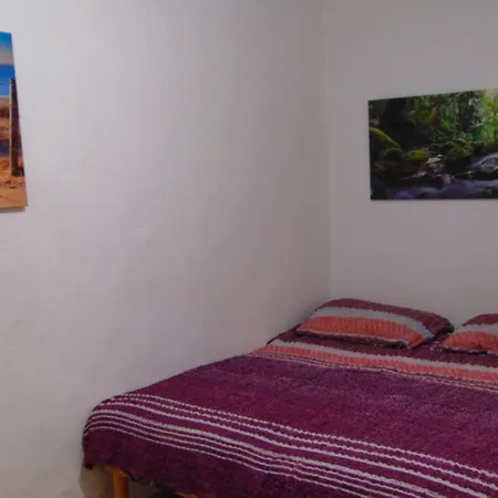 Arena Apartman *